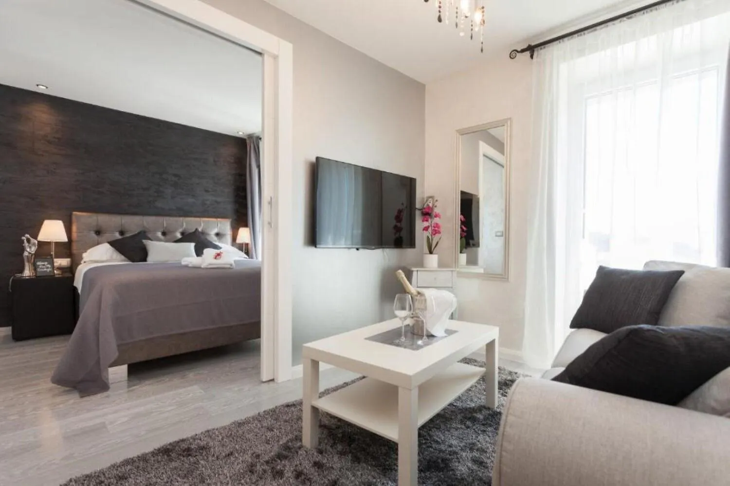 רוביני Apartments Regent 2 - Exclusive Location